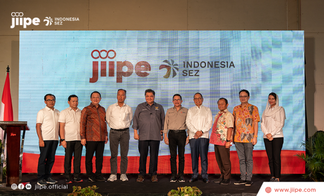 Dorong Akselerasi Hilirisasi, Menko Airlangga Tinjau Tingkat Kemajuan Pengembangan Kawasan Ekonomi Khusus Gresik Hingga Manyar Smelter Freeport