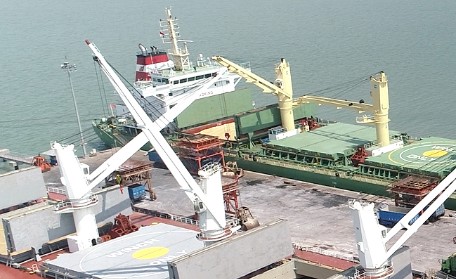 ​Sinarmas Sekuritas：AKR Corporindoの経済活動は通常に戻る
